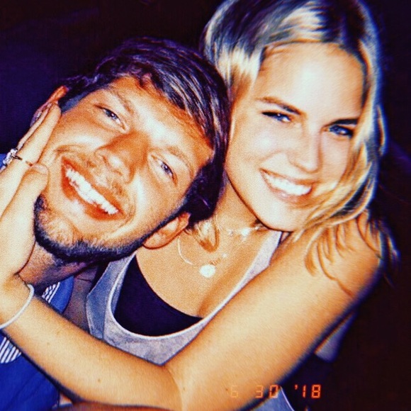 Meet your Posher, Madelyn - Picture 1 of 1